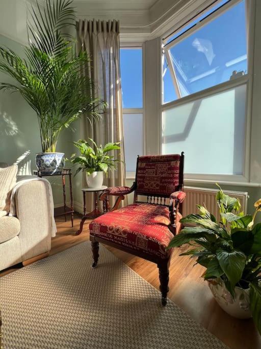 2025 Award Winner Liverpool Strawberry House - 3 Bedrooms エクステリア 写真